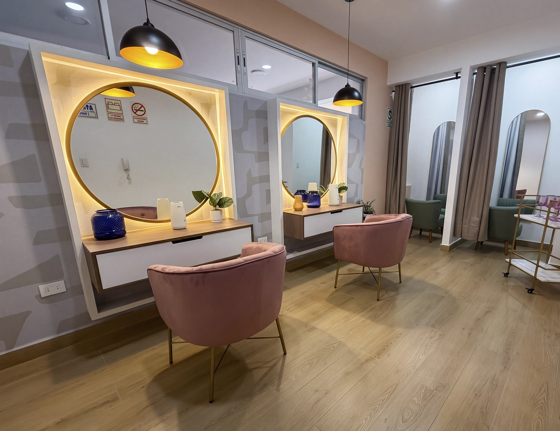 Beauty Room